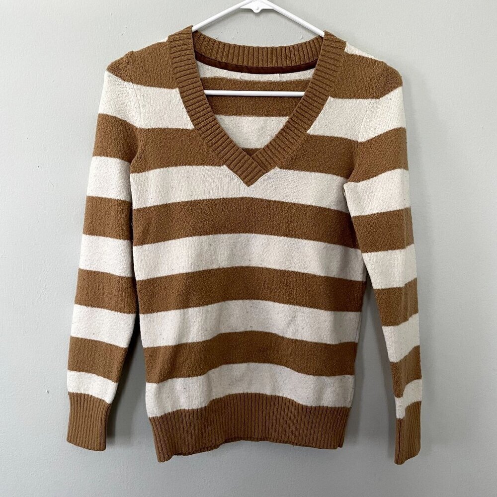 olive yellow white striped v-neck sweater casual comfortable warm women size M
